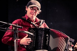 Gwen Kivijer en concert PF